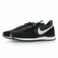 NIKE INTERNATIONALIST  BLACK/GREYのサムネイル