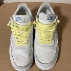 NIKEスニーカーのサムネイル