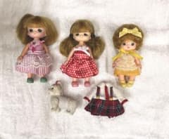 ミキちゃん 、 マキちゃん 、 3つ子の妹たちの1人 、ペット(犬) セットのサムネイル