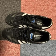 adidas スニーカー ブラックのサムネイル