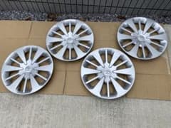 トヨタ純正 ホイールキャップ 14インチ タンク ルーミー パッソ ヴィッツのサムネイル
