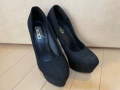 ku luo qi 黒色ハイヒールのサムネイル