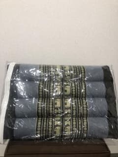 新品　タイ　三角枕　三角クッション　インテリアにも！お昼寝　読書のサムネイル