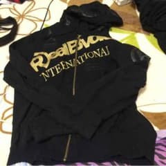 REALBVOICEパーカーのサムネイル