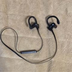 Bluetoothのイヤフォンのサムネイル