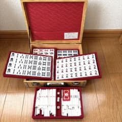 麻雀牌 セット 木製ケース入り - メルカリ