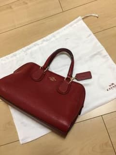 COACHのハンドバッグのサムネイル