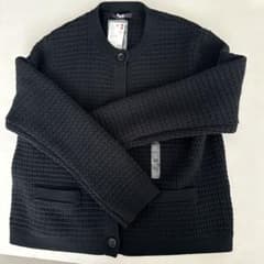 UNIQLOニットショートジャケットのサムネイル