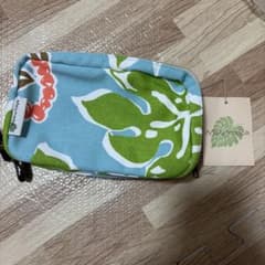 Maunaloa収納が多い化粧ポーチ