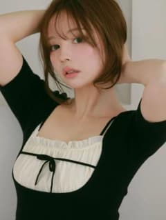 ANDMARY Mew frill topsのサムネイル