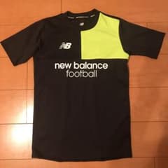 ニューバランスシャツのサムネイル