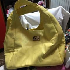 ピンダイのバックのサムネイル