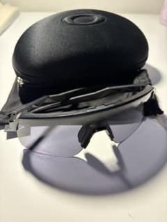 OAKLEY サングラス　ブラックのサムネイル