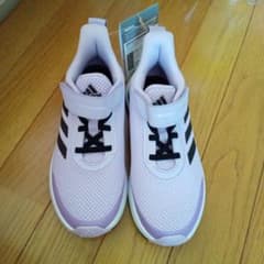 アディダススニーカー20センチ　新品　adidas FortaRunのサムネイル