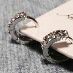 キラキラフープピアス(ワンタッチ)のサムネイル