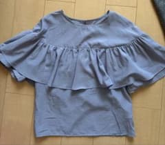KBF フリルブラウス 半袖 ブルーのサムネイル