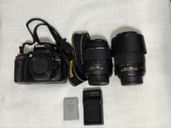 【Nikon D5200】 本体 レンズ2本 バッテリー 充電器セットのサムネイル