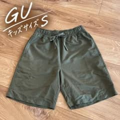 GU ハーフパンツ カーキ Sサイズのサムネイル