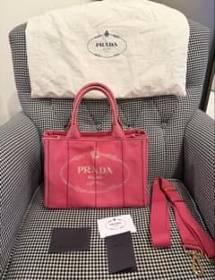 本日限定値下げ！PRADA カナパ トートバッグ ピンク ショルダー付き 