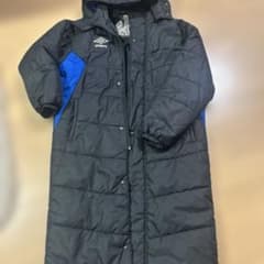 umbro ベンチコート 黒/青のサムネイル