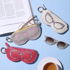 LAZY SUSAN メガネケースアイボリーのサムネイル