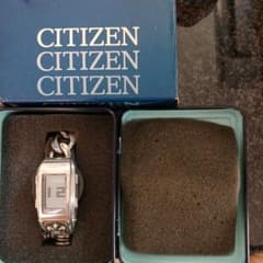 CITIZEN デジタル腕時計 1481010　インディペンデントのサムネイル