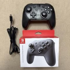 Nintendo Switch プロコン　ブラックのサムネイル