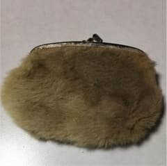 ファーのがま口財布のサムネイル