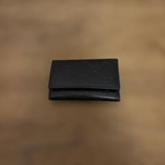 GUCCI ブラックレザーキーケース GGパターン - メルカリ