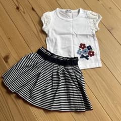 【未使用】ファミリア　花柄刺繍 ホワイト Tシャツ 90cmのサムネイル