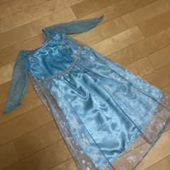 水色 雪の結晶刺繍 エルサ風ドレスのサムネイル