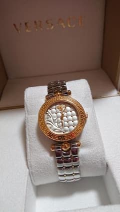 VERSACE レディース腕時計のサムネイル