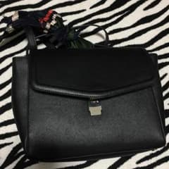 ZARA バッグ リュックのサムネイル