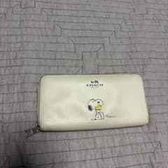 COACH スヌーピー 長財布 ホワイト COACH スヌーピー 長財布 ホワイト - メルカリ
