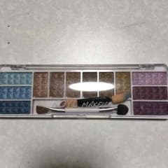 アイシャドウパレットのサムネイル