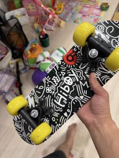 ユニークデザイン スケートボードのサムネイル