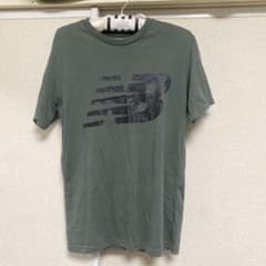 New Balance Tシャツ オリーブのサムネイル