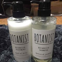 BOTANIST シャンプー トリートメントのサムネイル