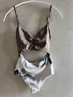 ALEXIA STAM アリシア　ワンピース水着 ボタニカル柄 ブラウンのサムネイル
