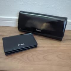 FURLA　財布×名刺入れのサムネイル