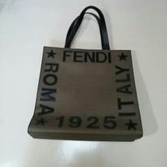 FENDI のキャンパスレザーのサムネイル