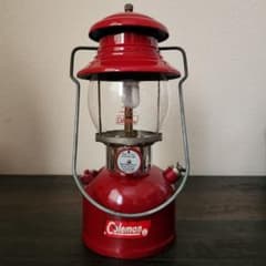 Coleman ランタン 1961年10月 200A バーガンディー 美品 - メルカリ