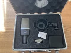 s*y様 【美品】AKG C214 コンデンサーマイク ハードケース付きのサムネイル