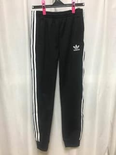 adidas originalsのサムネイル