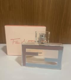 Fan di Fendi Blossom 香水のサムネイル