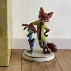 ズートピア ニック・ワイルド & ジュディ・ホップス フィギュア A ディズニー ズートピア ニック・ワイルドとジュディ・ホップス