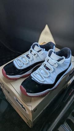 ナイキ ジョーダン11 レトロ ロー コンコルド　　26.5 JORDAN 11 ナイキ ジョーダン11 レトロ ロー コンコルド 26.5 JORDAN 11 - メルカリ