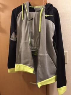 NIKE パーカーのサムネイル