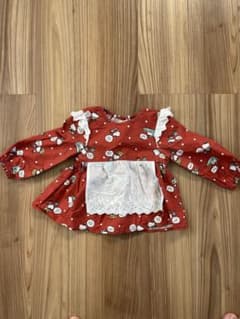 赤いキャラクター柄シャツのサムネイル