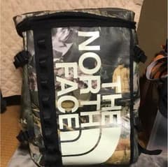 North Face ヒューズボックス 30ℓ レアデザインのサムネイル